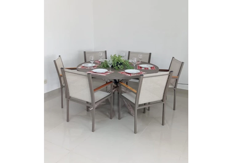 Mesa de 1,50 de diâmetro com Tampo em Aluminio com Seis Cadeiras Moçambique - Conjunto Moçambique