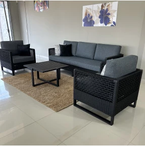 Conjunto de Sofá - Sofá, Duas Poltronas e Mesa de Centro - Conjunto Ipanema 