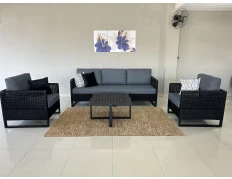 Conjunto de Sofá - Sofá, Duas Poltronas e Mesa de Centro - Conjunto Ipanema 