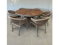 Mesa em Cumaru com Centro Giratório com Seis Cadeiras Madri - Conjunto Madri